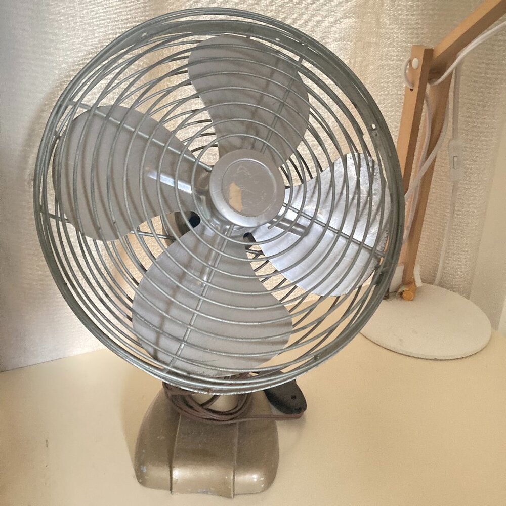 Vintage Antique Frigid Electric Fan – Industrial Metal Desk Fan